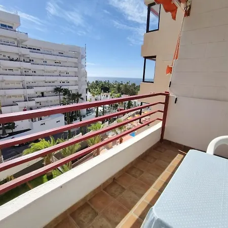 Olympia With Balcony And Pool, Americas Appartement *